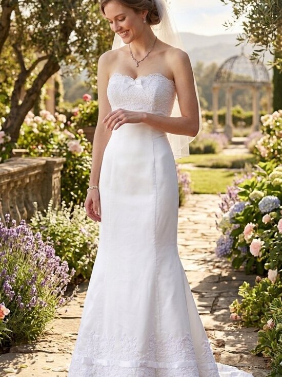 Alvina Valenta Dresses & Skirts - Alvina Valenta Couture Collection Creme & White Strapless Wedding Dress Size 2?
